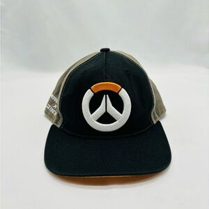 Overwatch logo snapback men's hat color black‎ and gray
